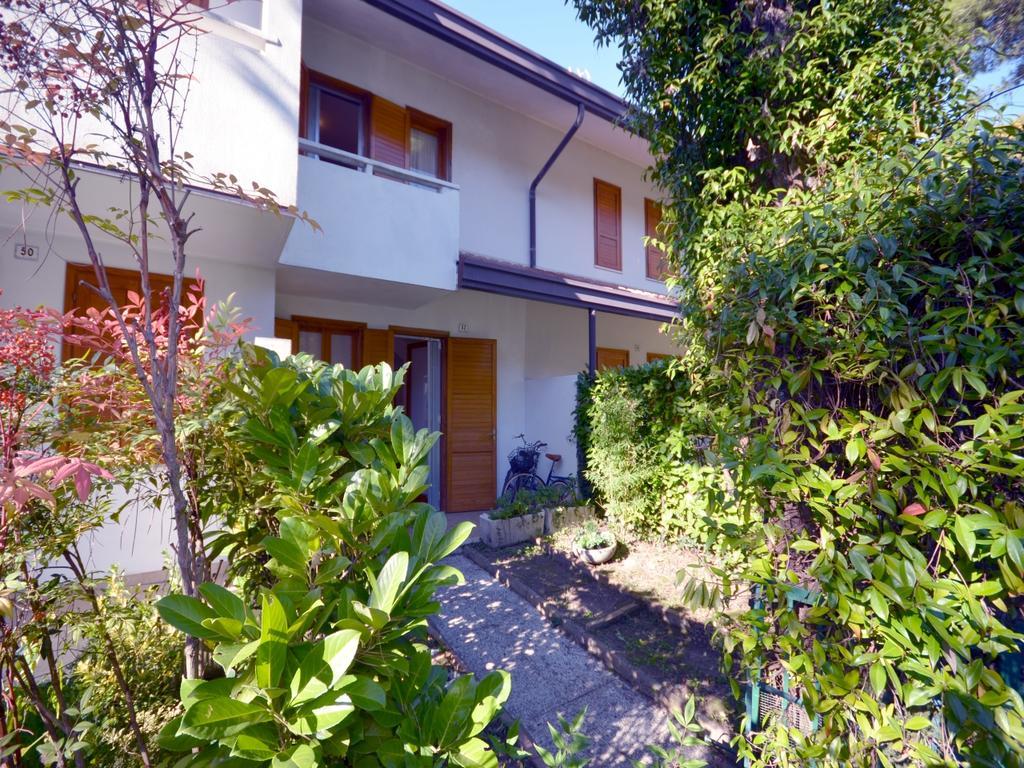 Villa Betty Lignano Sabbiadoro Luaran gambar